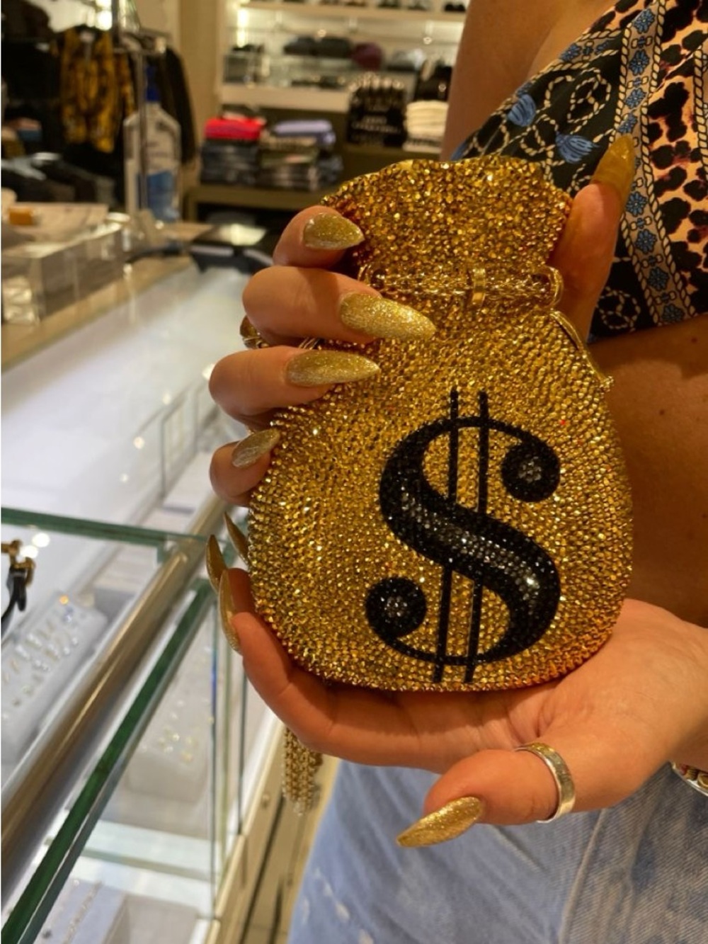 Money Clutch 💰✨ | women